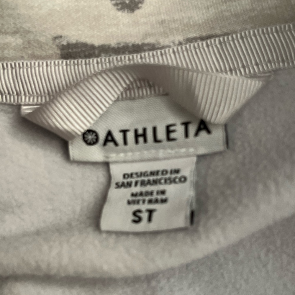 Women’s Athleta Size S (tall) Camo Zip up hoodie - Picture 4 of 7